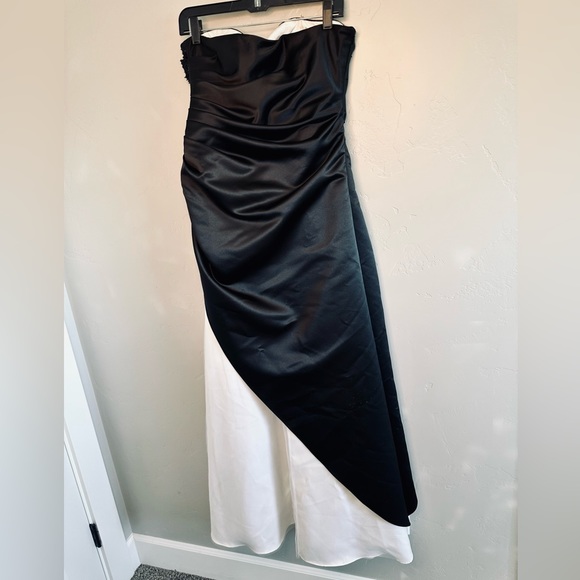 Nordstrom Formal Strapless Dress Black White Satin Gown With Tool SZ 13/14 NEW - Picture 4 of 16